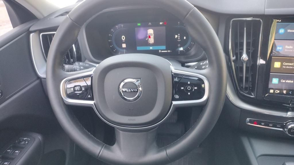 new 2025 Volvo XC60 car, priced at $50,290