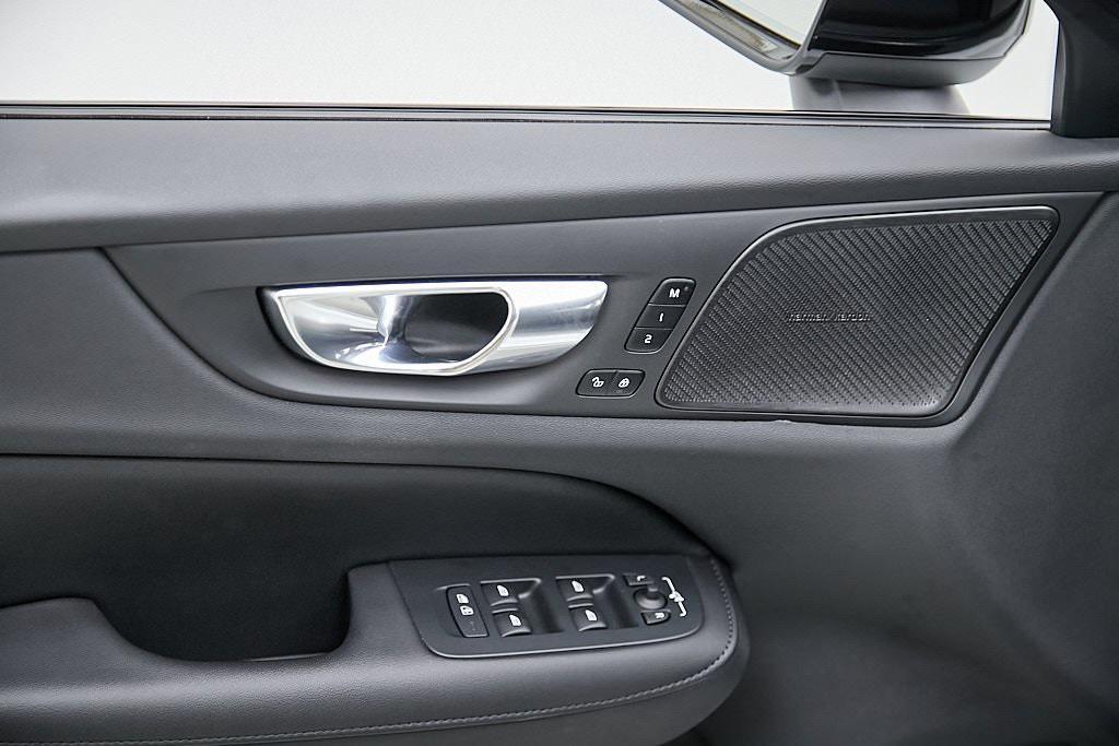 used 2023 Volvo S60 Recharge Plug-In Hybrid car, priced at $38,495