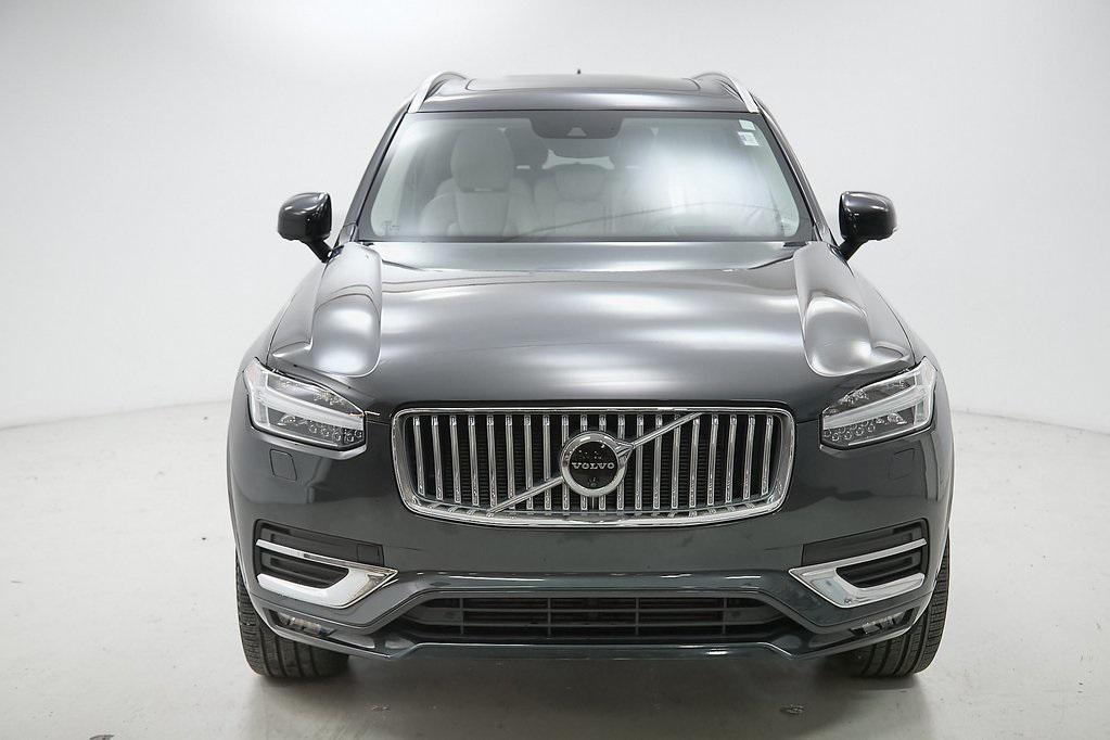 used 2022 Volvo XC90 car, priced at $40,995