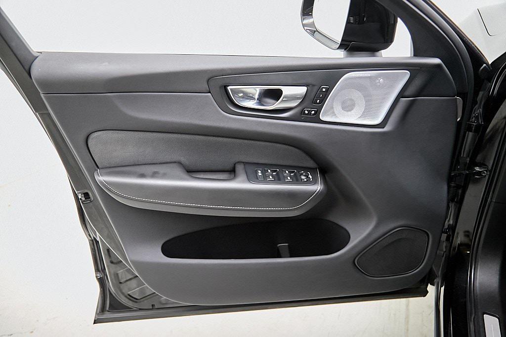 used 2022 Volvo XC60 Recharge Plug-In Hybrid car, priced at $44,995
