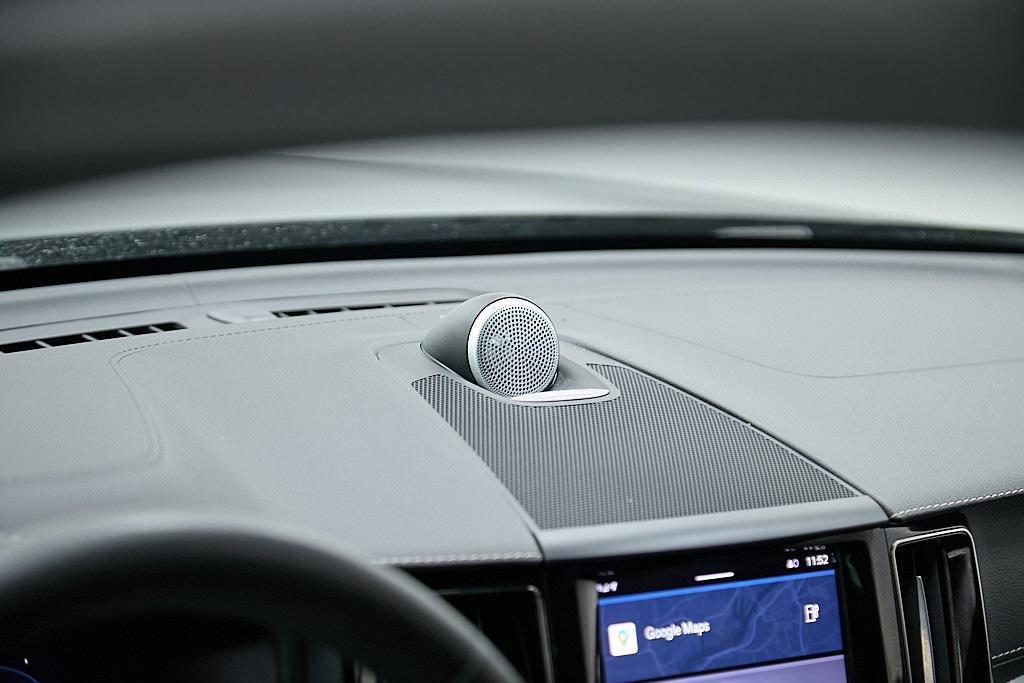 used 2022 Volvo XC60 Recharge Plug-In Hybrid car, priced at $44,995