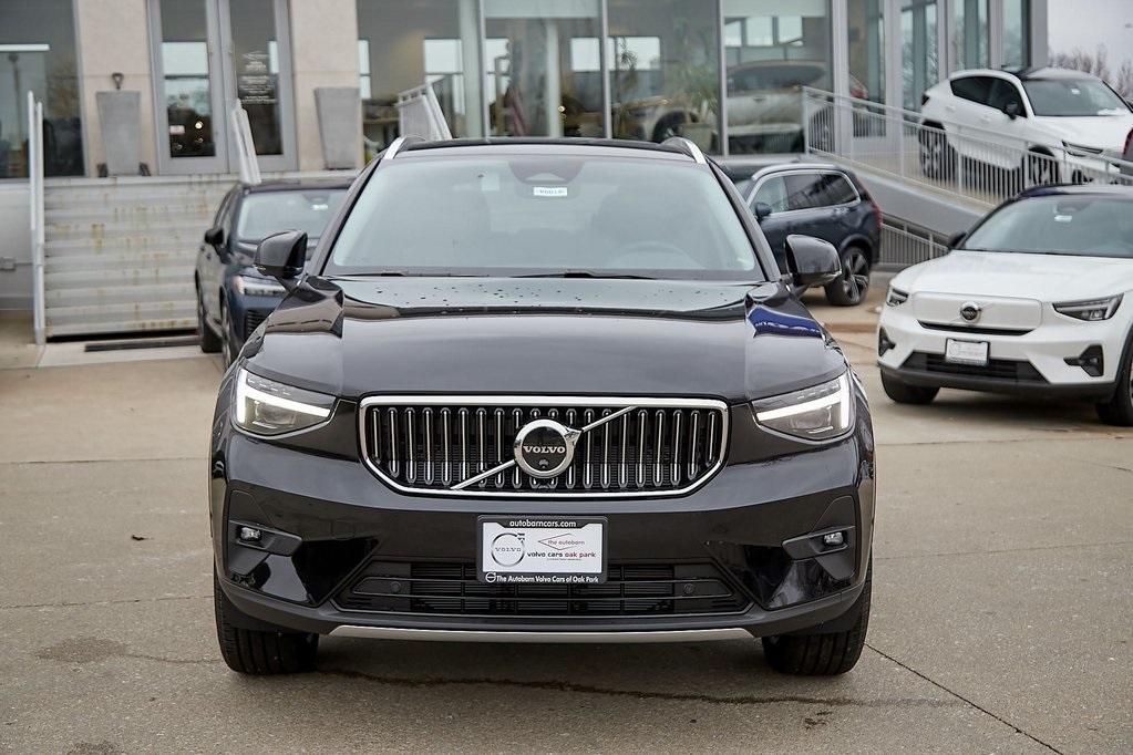 new 2024 Volvo XC40 car, priced at $47,633