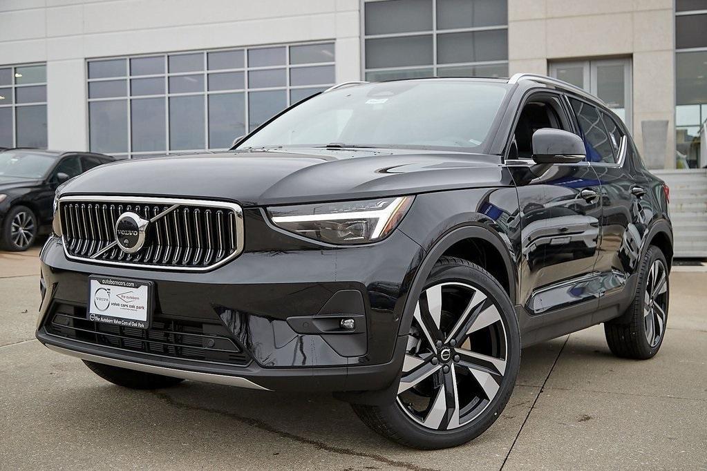 new 2024 Volvo XC40 car, priced at $47,633