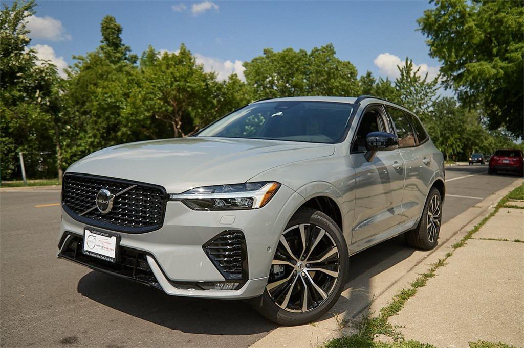 new 2025 Volvo XC60 car, priced at $45,995