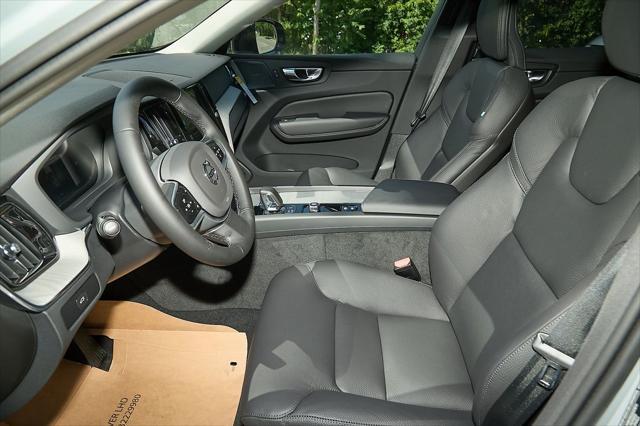 new 2025 Volvo XC60 car, priced at $53,262