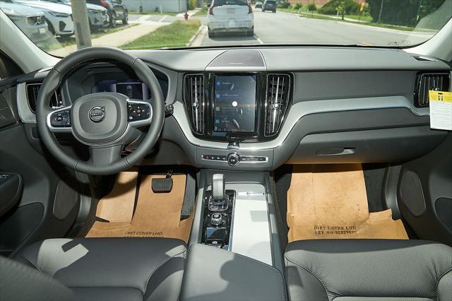 new 2025 Volvo XC60 car, priced at $53,262