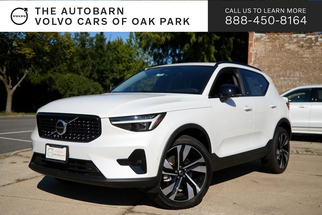 new 2025 Volvo XC40 car, priced at $41,995