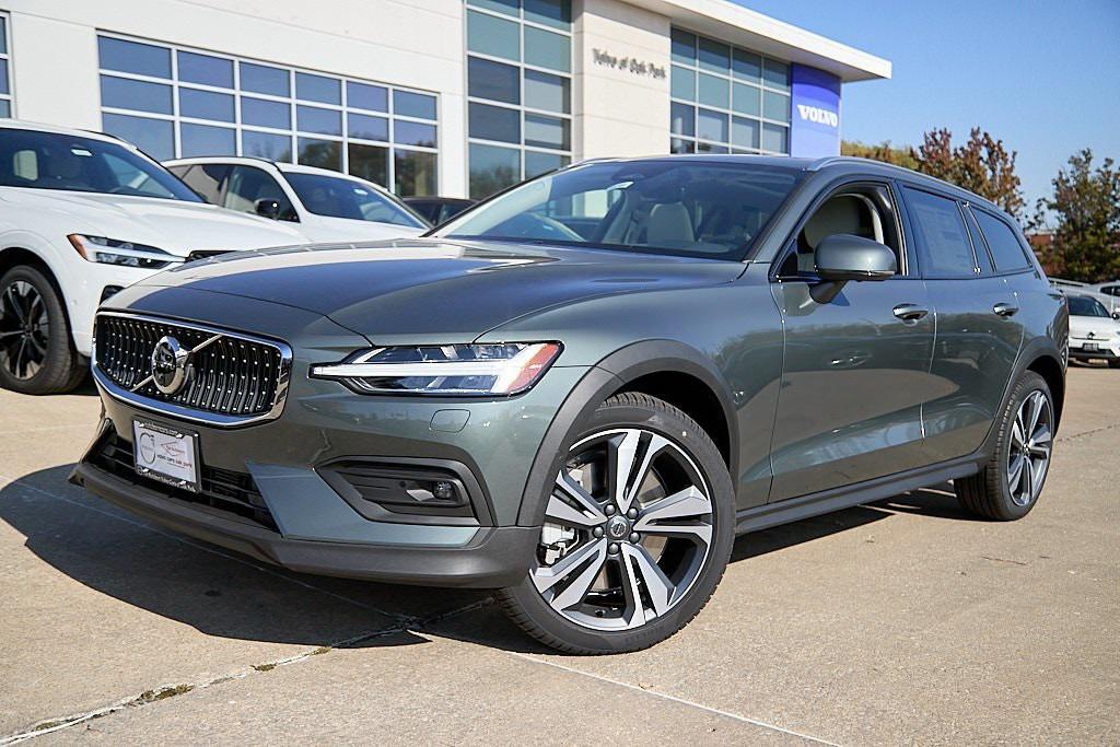 new 2026 Volvo V60 Cross Country car, priced at $55,460