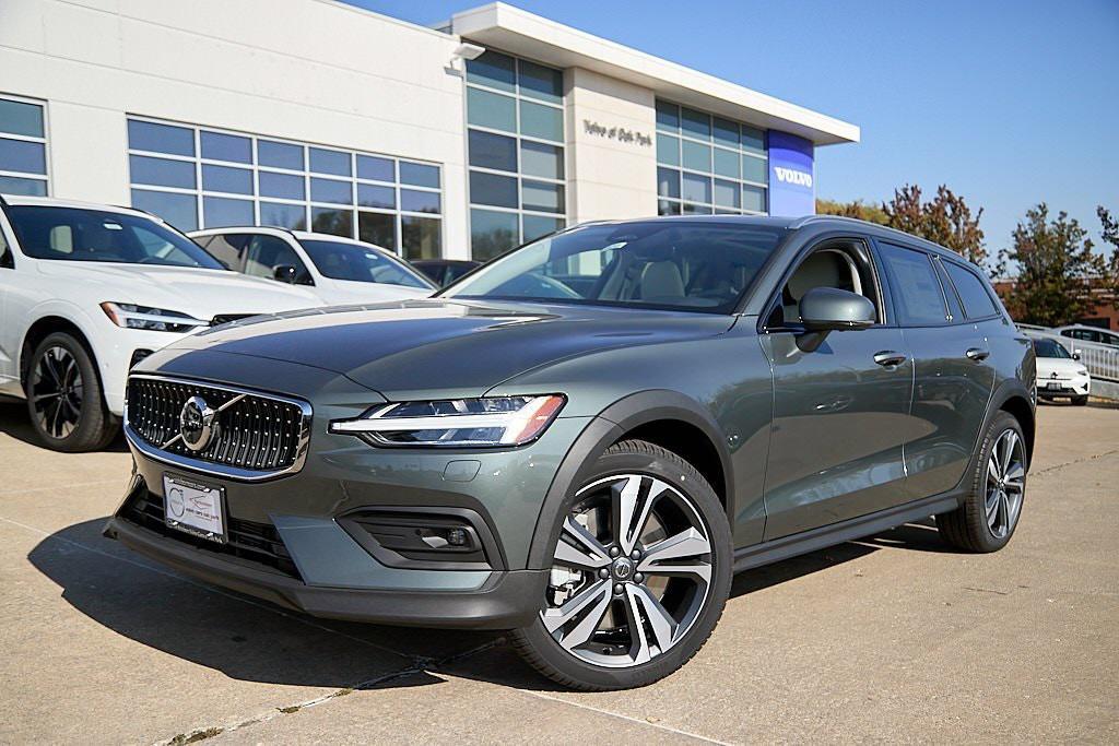 new 2026 Volvo V60 Cross Country car, priced at $55,460