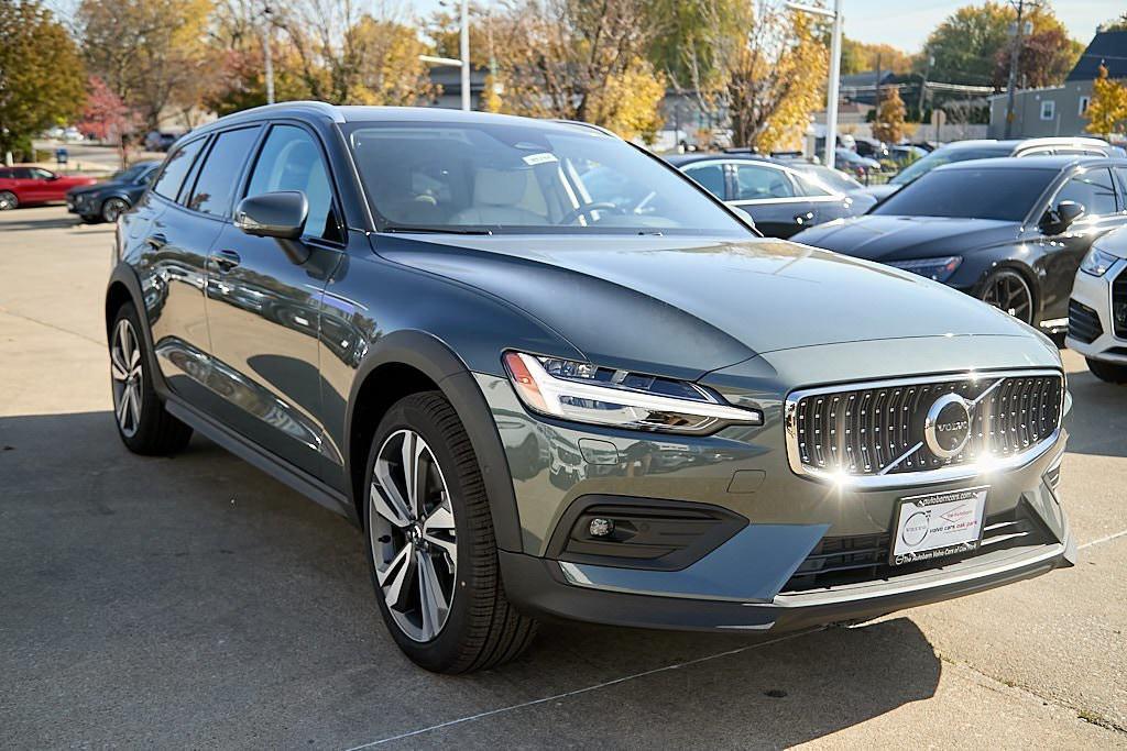 new 2026 Volvo V60 Cross Country car, priced at $55,460