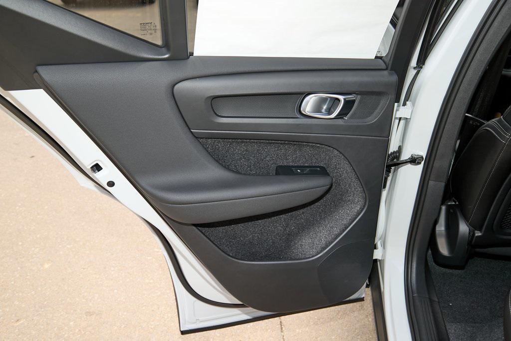 new 2026 Volvo XC40 car, priced at $51,975