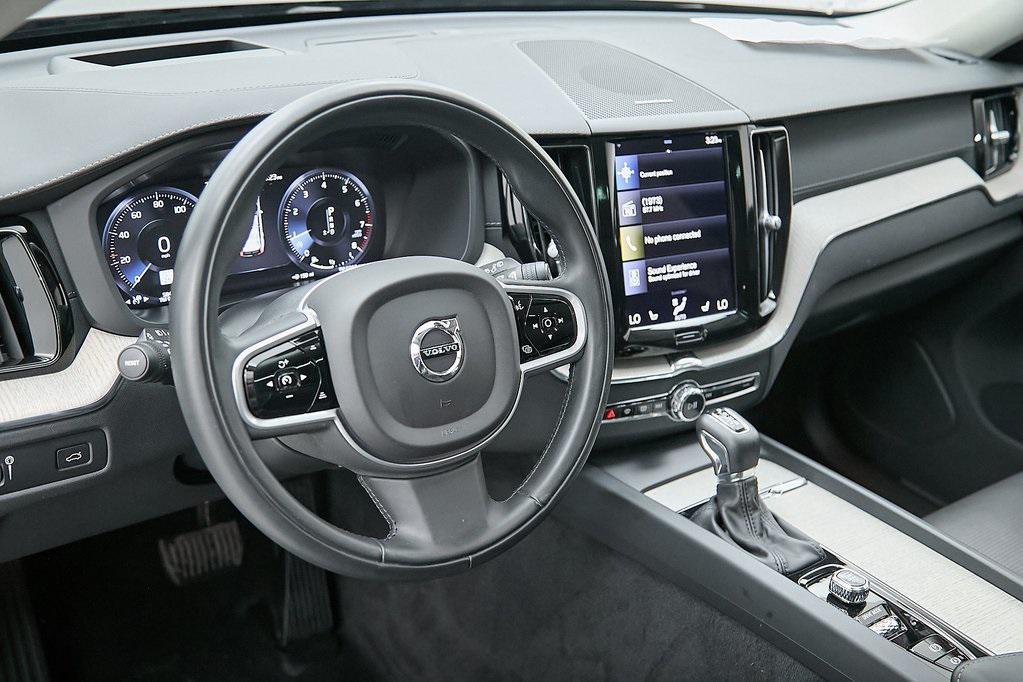 used 2021 Volvo XC60 car, priced at $26,895