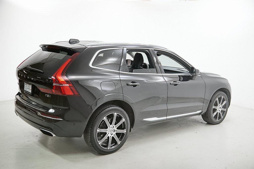 used 2021 Volvo XC60 car, priced at $26,895