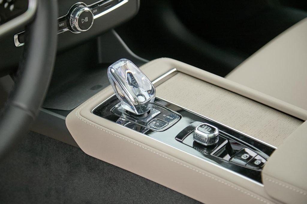 new 2026 Volvo XC90 car, priced at $68,825