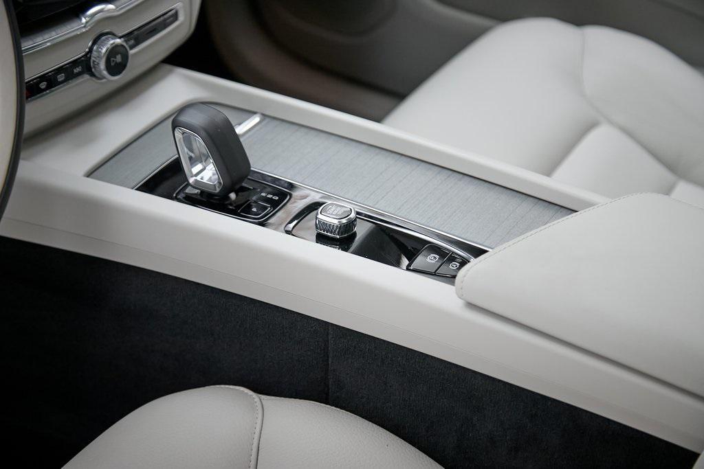used 2025 Volvo XC60 car, priced at $49,995