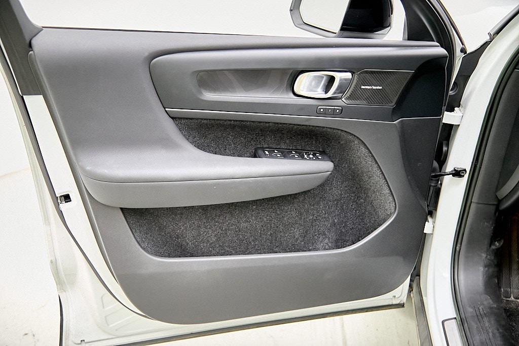 used 2023 Volvo XC40 Recharge Pure Electric car, priced at $33,995