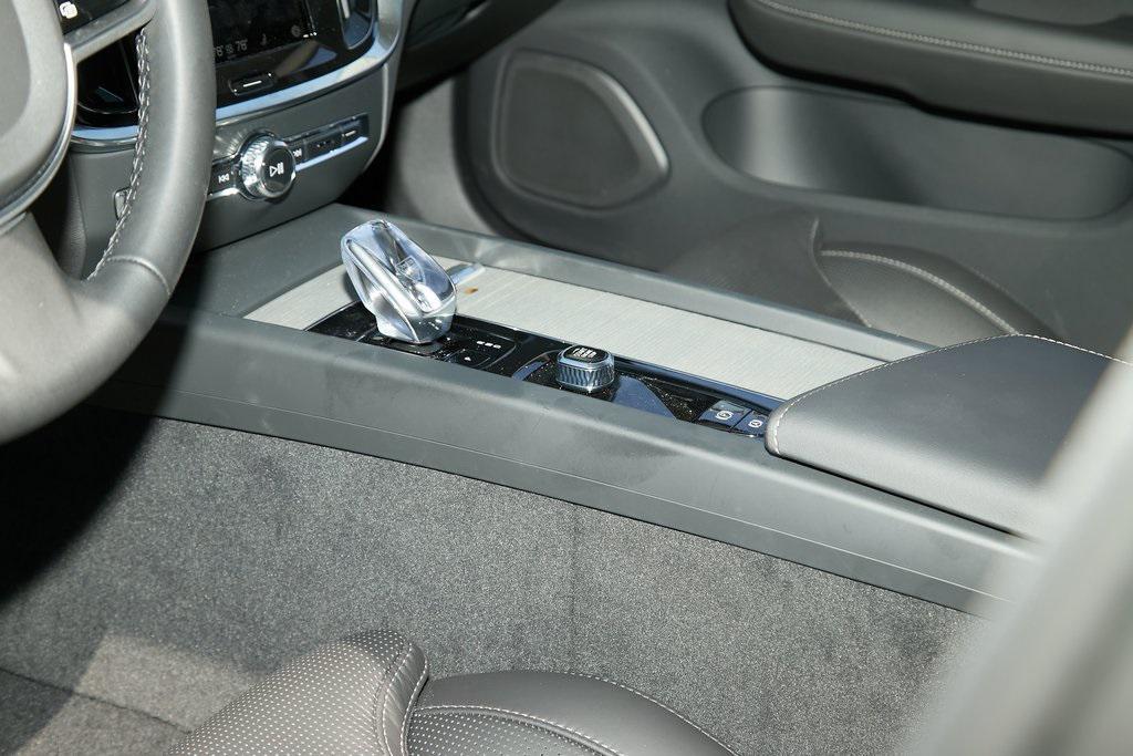 new 2025 Volvo V60 Cross Country car, priced at $56,459
