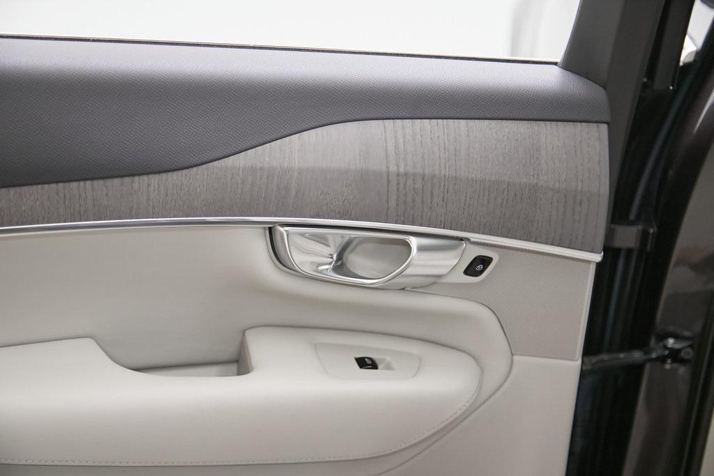 used 2023 Volvo XC90 Recharge Plug-In Hybrid car, priced at $48,995