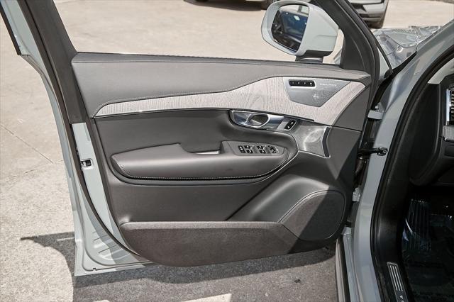 new 2025 Volvo XC90 car