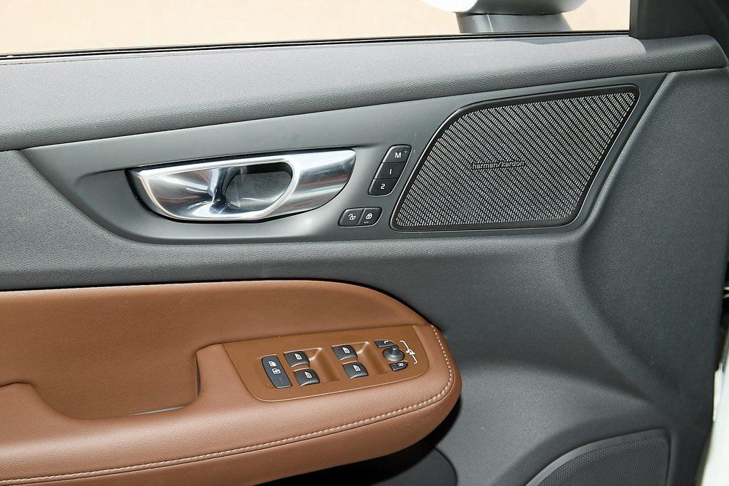 new 2025 Volvo V60 Cross Country car, priced at $48,995