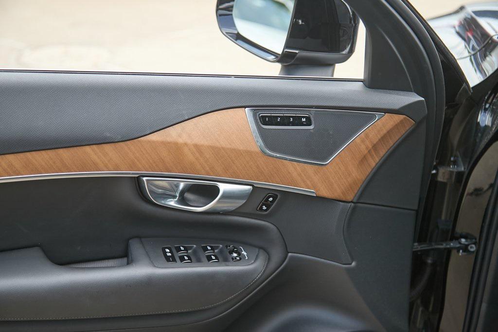 new 2025 Volvo XC90 car, priced at $50,995