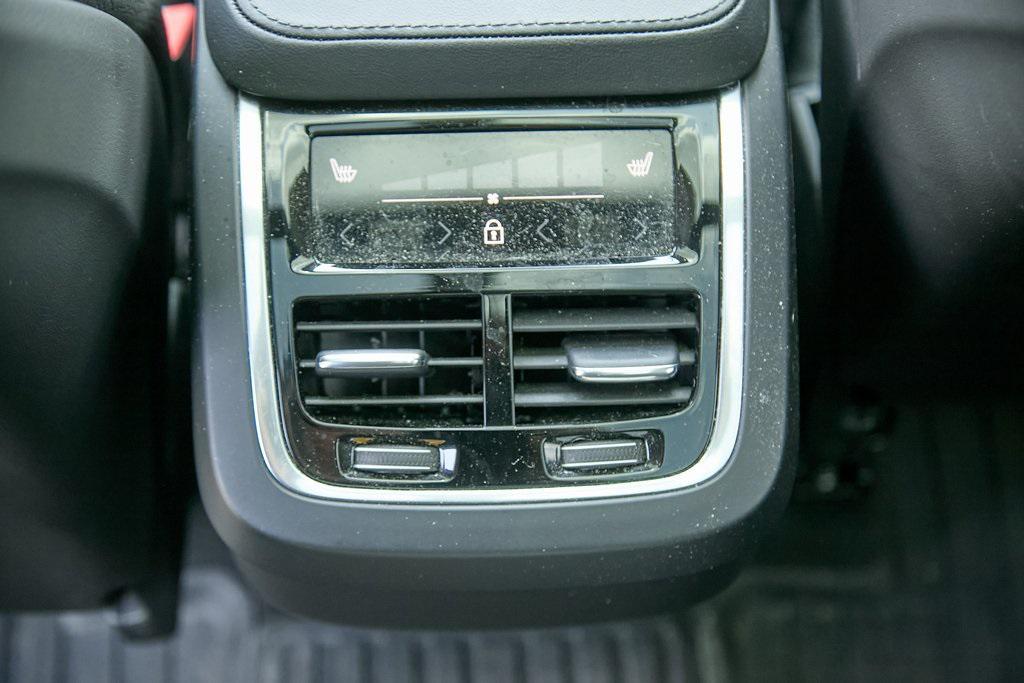 new 2025 Volvo XC90 car, priced at $50,995