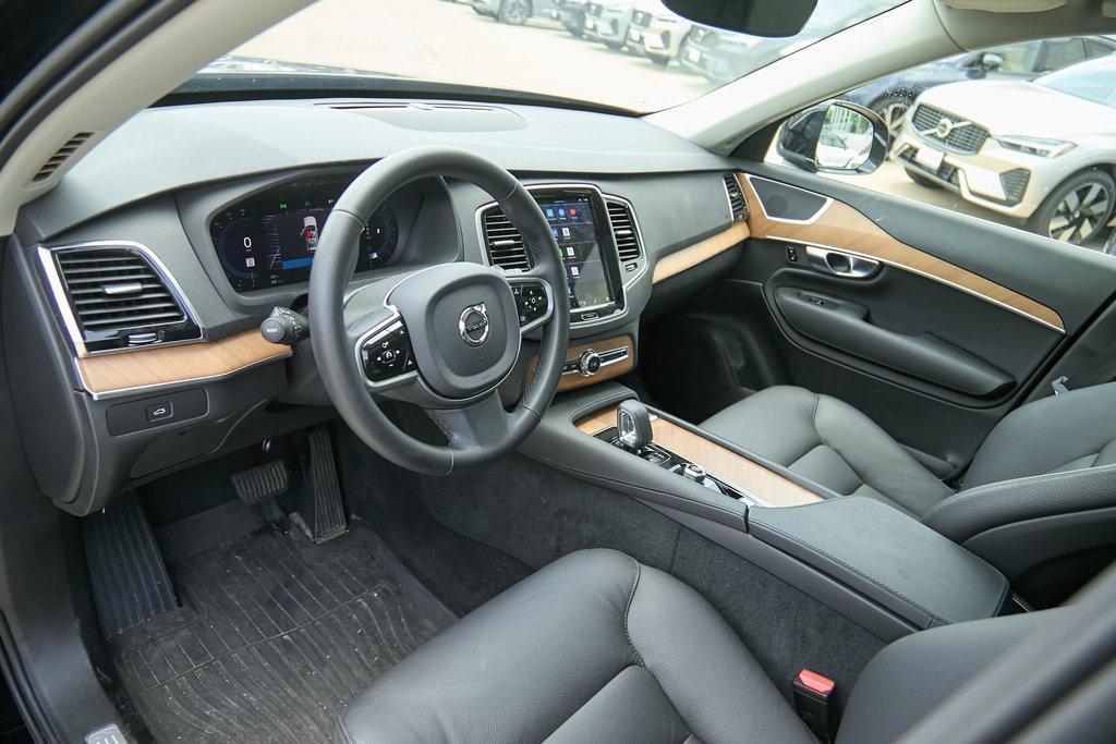 new 2025 Volvo XC90 car, priced at $50,995