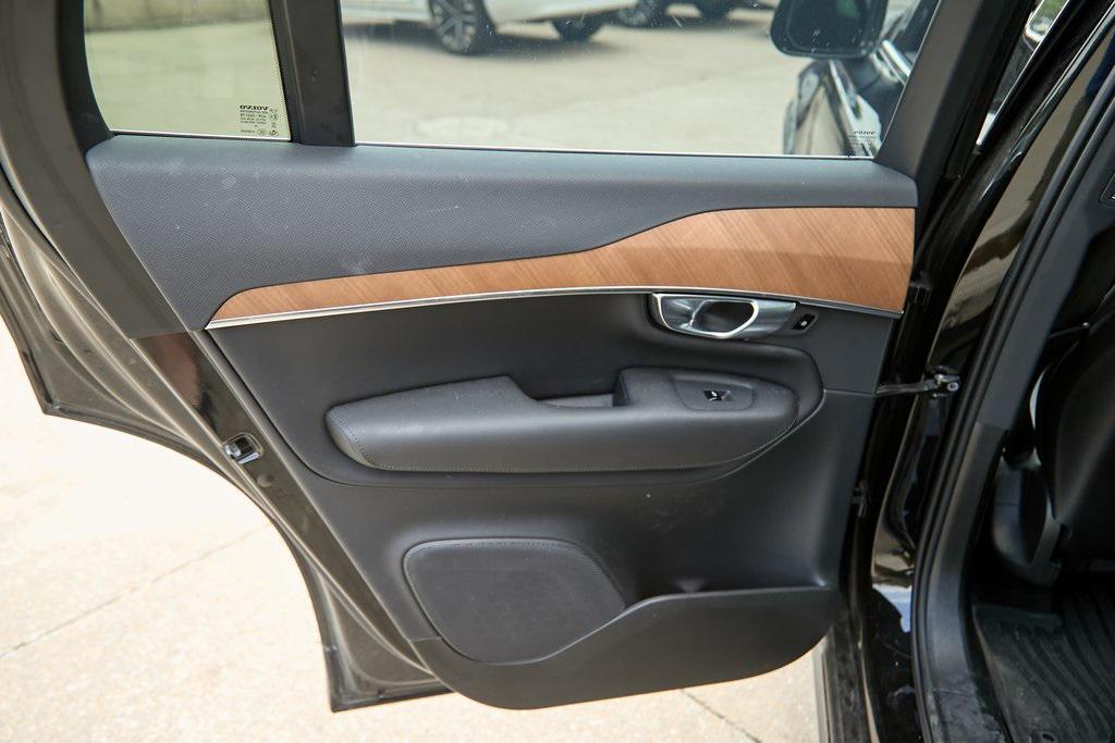 new 2025 Volvo XC90 car, priced at $50,995