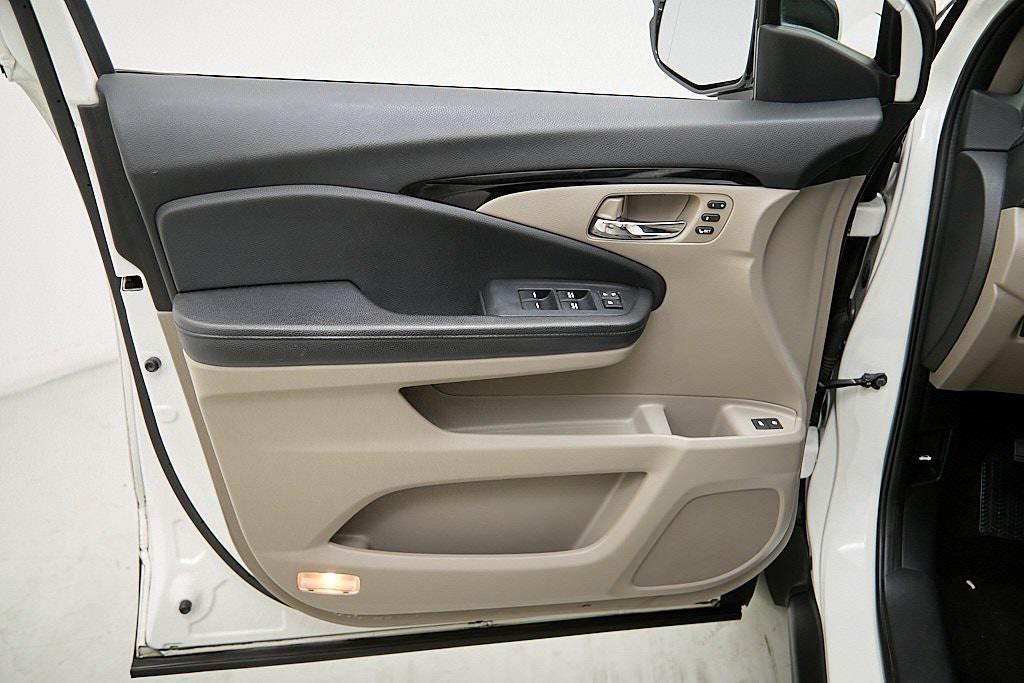 used 2016 Honda Pilot car, priced at $11,495