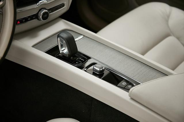 used 2023 Volvo XC60 car, priced at $40,995