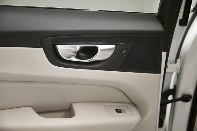 used 2023 Volvo XC60 car, priced at $40,995