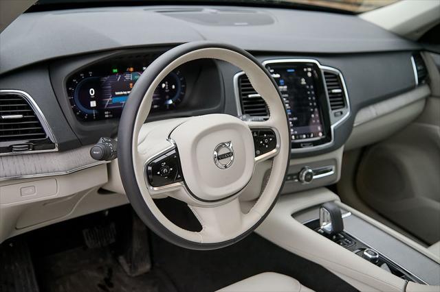 new 2025 Volvo XC90 car