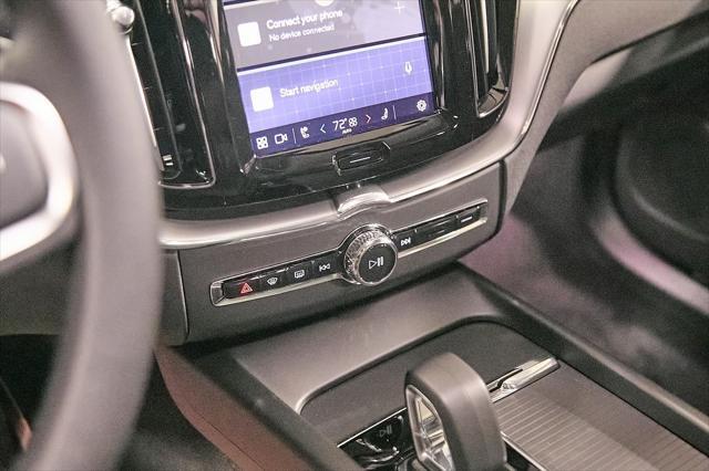new 2025 Volvo XC60 car