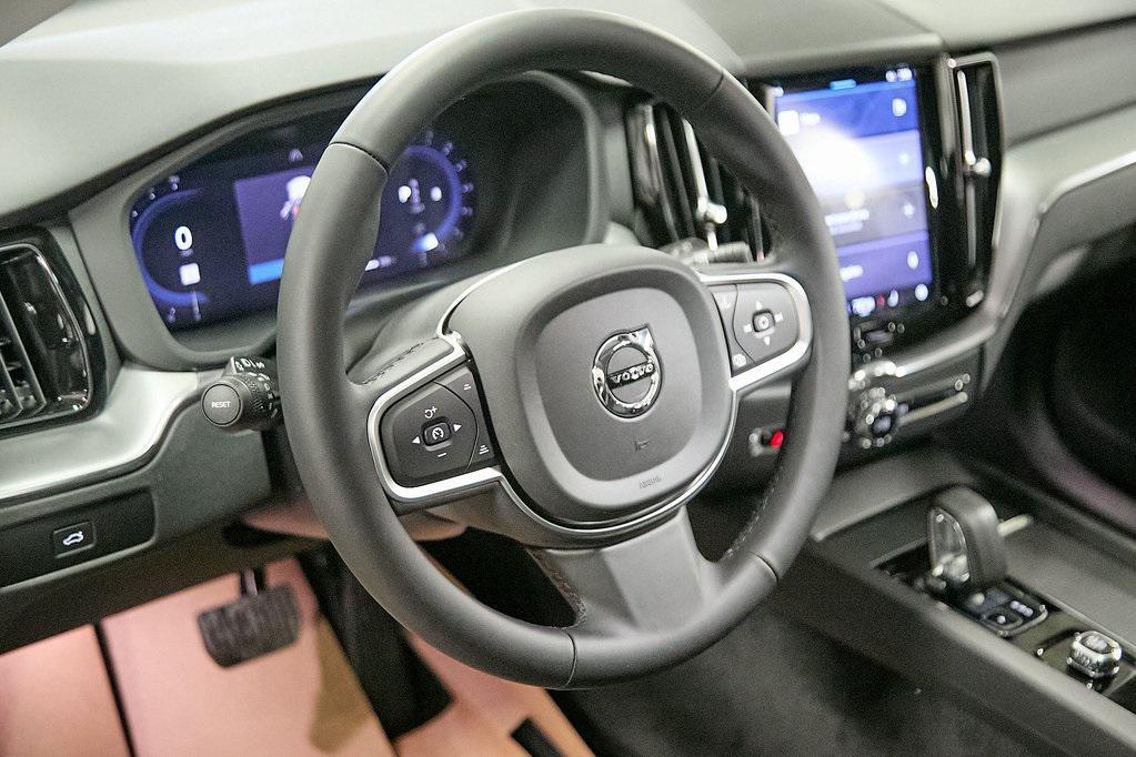 new 2025 Volvo XC60 car