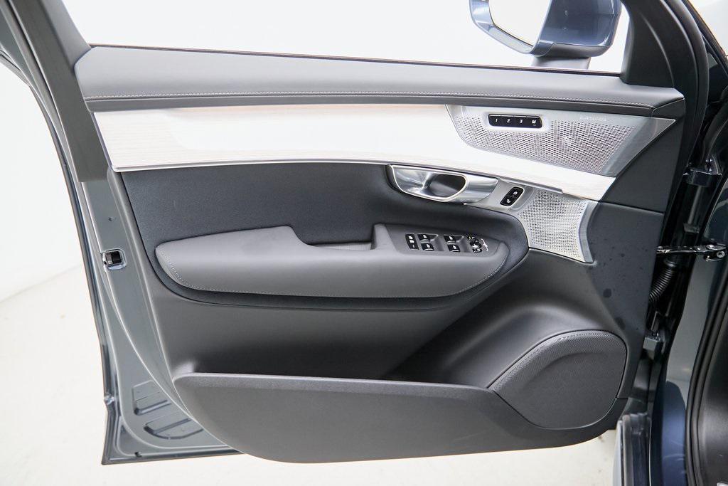 used 2025 Volvo XC90 car, priced at $66,995