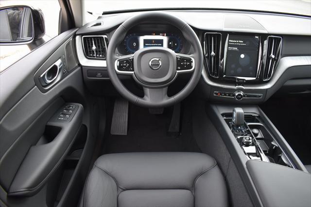 new 2025 Volvo XC60 car
