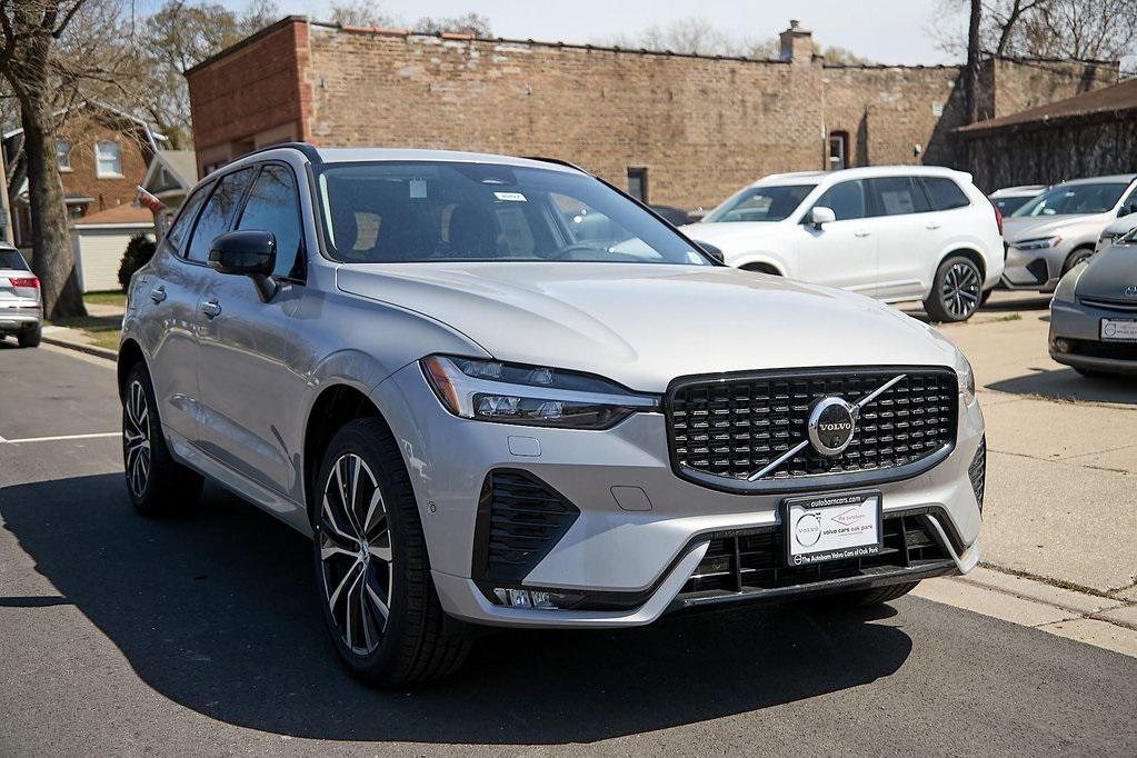 new 2025 Volvo XC60 car, priced at $54,854