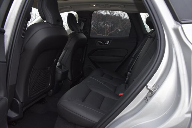 new 2025 Volvo XC60 car