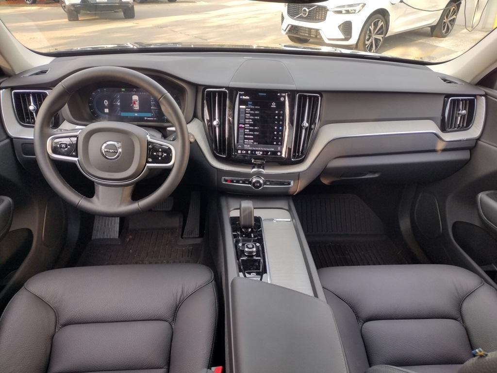 new 2025 Volvo XC60 car, priced at $51,462