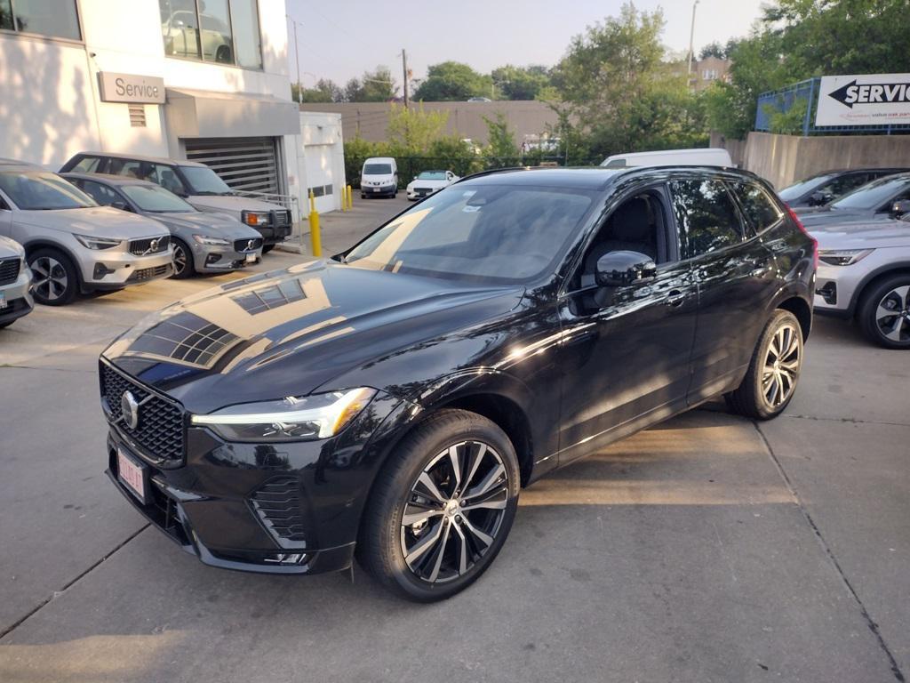 new 2025 Volvo XC60 car, priced at $51,462