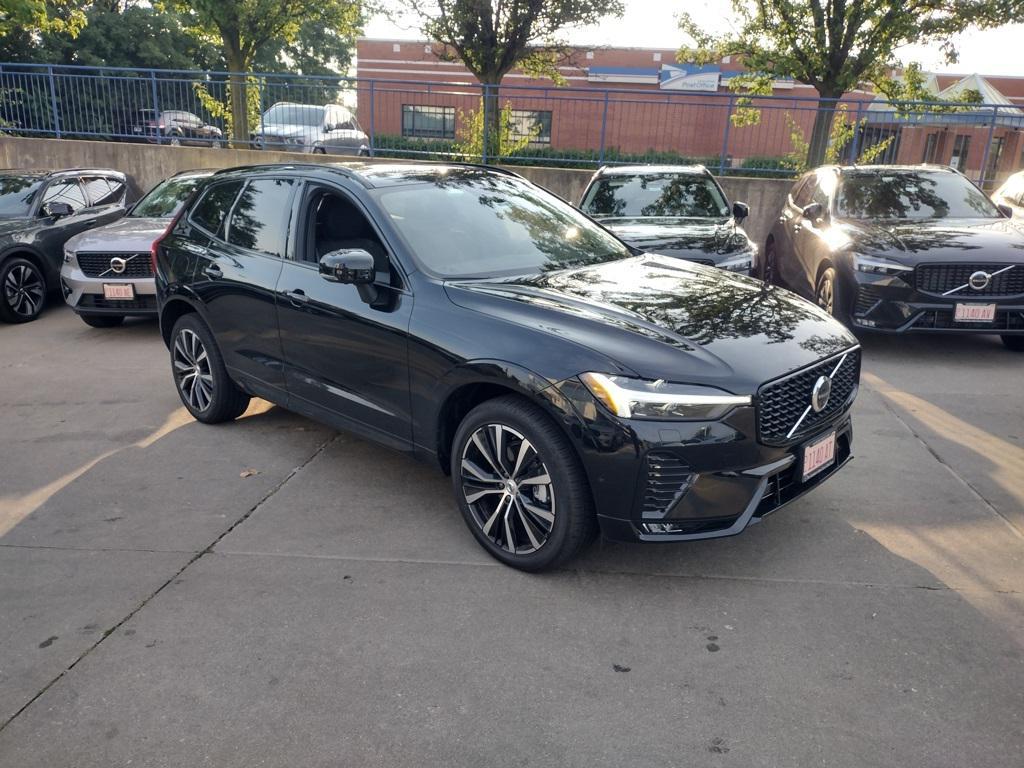 new 2025 Volvo XC60 car, priced at $51,462