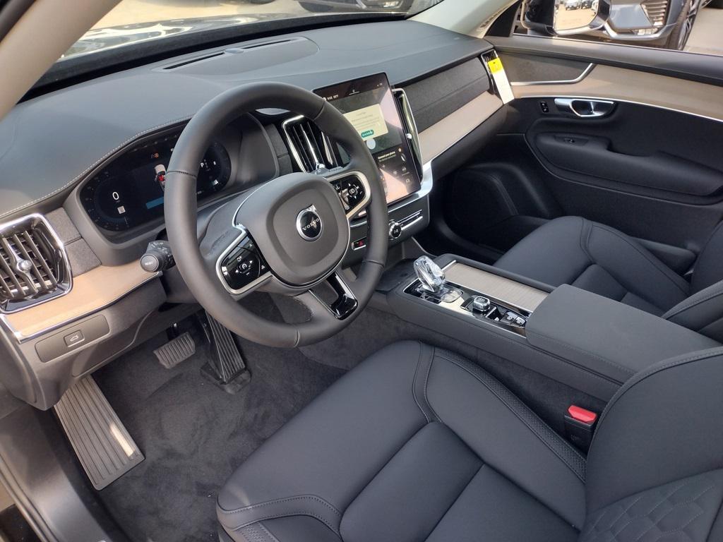 new 2025 Volvo XC90 car, priced at $64,168