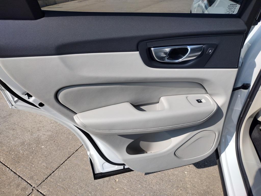 used 2025 Volvo XC60 Plug-In Hybrid car, priced at $58,895