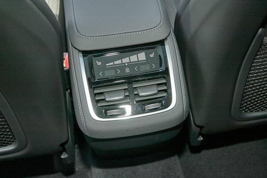 new 2025 Volvo XC90 car, priced at $67,215