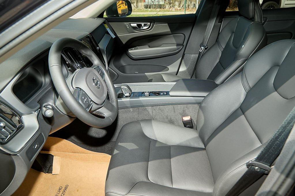 new 2025 Volvo XC60 car, priced at $47,489