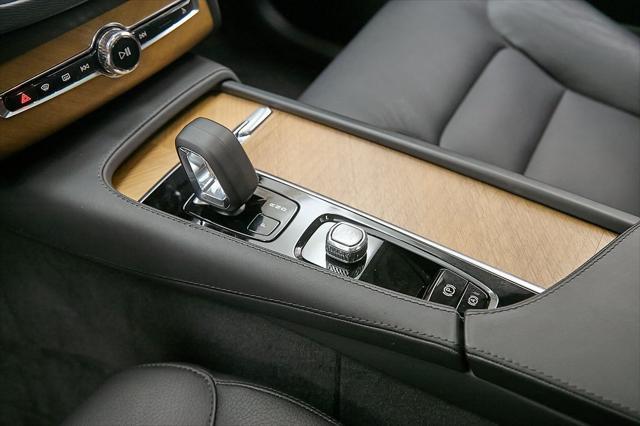 used 2024 Volvo XC90 Recharge Plug-In Hybrid car, priced at $61,995