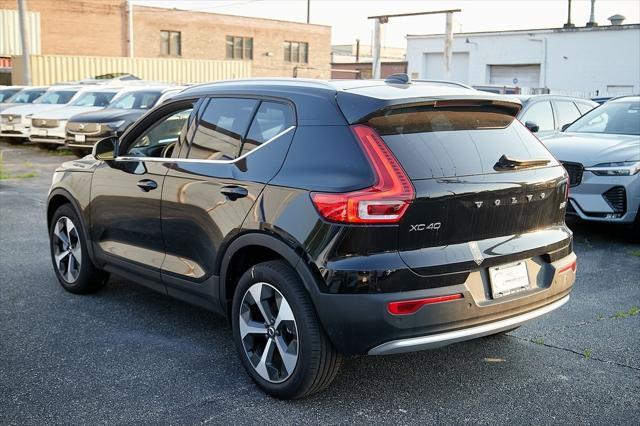 new 2025 Volvo XC40 car, priced at $40,095