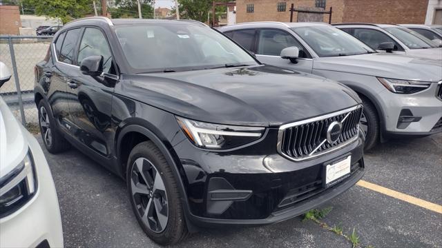 new 2025 Volvo XC40 car