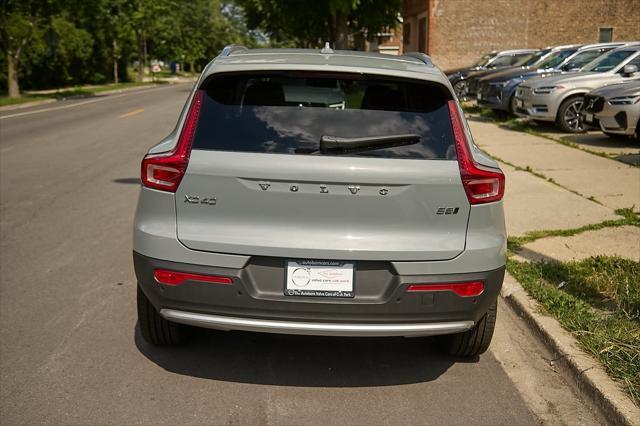 new 2025 Volvo XC40 car, priced at $40,899