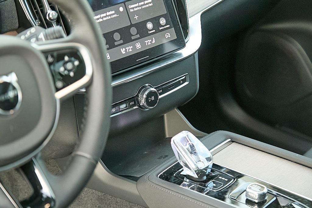 new 2026 Volvo XC90 car, priced at $68,680